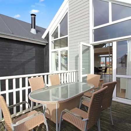Chris - 750m From The Sea In Nw Jutland By Interhome Apartment