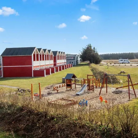 Apartment Chris - 750m From The Sea In Nw Jutland By Interhome *